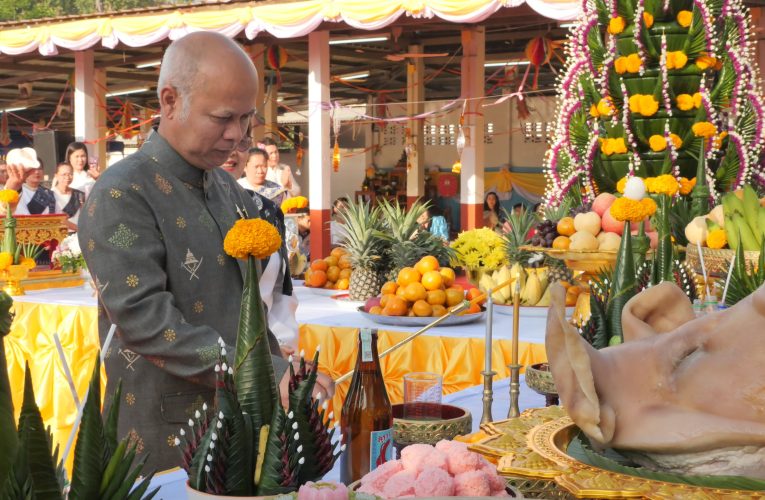 หนองบัวลำภู สุรศักดิ์ พ่อเมืองลุ่มภู บวงสรวงสักการะศาลหลักเมือง