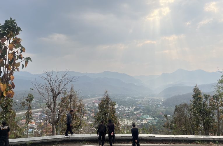 แม่ฮ่องสอน แม่ทัพน้อยกำชับระดมแผนรับมือไฟป่าและหมอกควัน