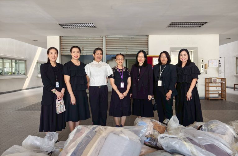 สมุทรปราการ ท่าอากาศยานสุวรรณภูมิรับมอบเศษผ้าเหลือใช้จากมูลนิธิสายใจไทย ส่งต่อชุมชนสร้างงานหัตถกรรม เสริมรายได้อย่างยั่งยืน