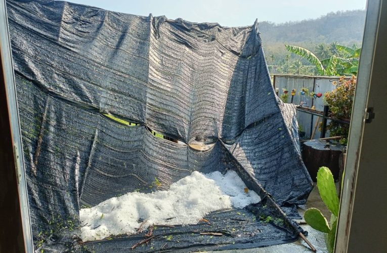 พายุลูกเห็บถล่มซ้ำผู้ประสบภัย