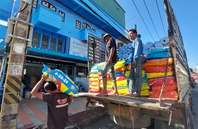 ยะลาพิษสงครามทำปุ๋ยขาดตลาดบางร้านไม่มีของขาย น้ำมันจำกัดการเติมเกษตรกรเดือดร้อน