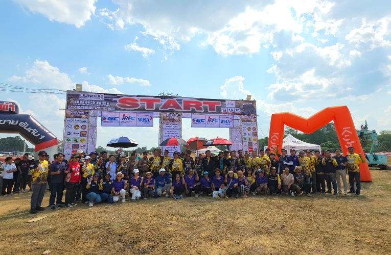 อ.เขาชะเมา จับมือ อบต.เขาน้อย และชมรมออฟโรดแห่งประเทศไทย จัดแข่งขันรถออฟโรด “ออฟโรดชาแลนจ์ 2026” มีทีมเข้าร่วมแข่งขัน 90 ทีม โดยมีทีมจาก สปป.ลาว เข้าร่วมแข่งขันด้วย ทั้งนี้จัดขึ้นมุ่งส่งเสริมการท่องเที่ยวตำบลเขาน้อย