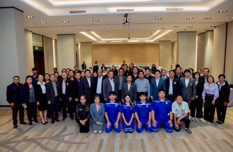 กองพัฒนานักศึกษา มหาวิทยาลัยราชภัฏอุดรธานี ร่วมเวทีระดับประเทศ ถ่ายทอดแนวทางสร้างความปลอดภัยทางถนน