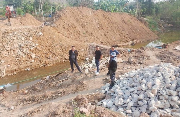 น่าน – ชลประทานน่านเดินหน้าแผนรับมือน้ำท่วมอย่างเป็นระบบ บูรณาการทุกภาคส่วน ขุดลอกแม่น้ำน่าน 340 กม. เร่งสำรวจ 18 จุดวิกฤต เตรียมพร้อมก่อนฤดูฝนปี 69