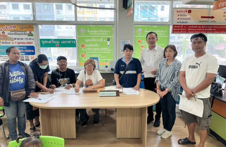 สมุทรปราการ “รองโจ” ลุยช่วยชุมชนซอยโรงน้ำแข็ง เดินหน้าแก้ปัญหาน้ำท่วมสะสมกว่า 30 ปี