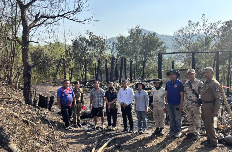 ตรวจสอบเหตุเพลิงไหม้โรงเก็บกระเทียม