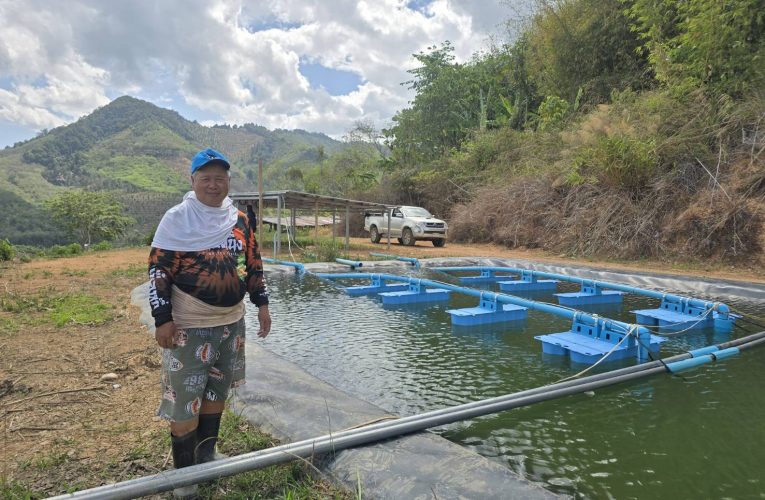 ยะลา เกษตรกรชาวสวนทุเรียนเบตงโบกมือลาน้ำมันปรับตัวใช้เครื่องสูบน้ำโซลาร์เซลล์ ฝ่าวิกฤตน้ำมันขาดแคลน