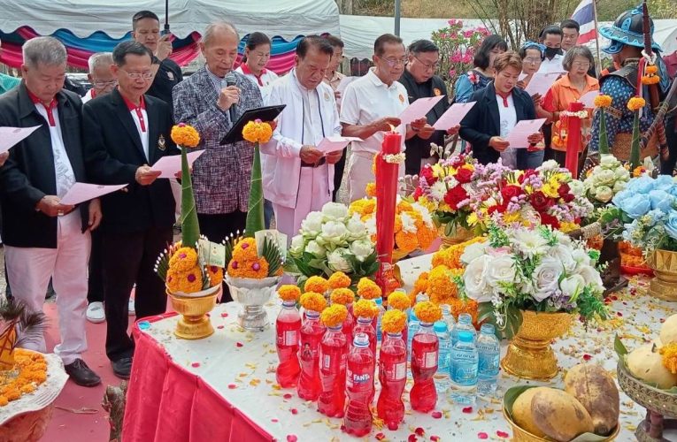 มูลนิธิชนะศึกบางแก้ว อ.โพธาราม จ.ราชบุรี กระทำพิธีน้อมสำนึกในพระมหากรุณาธิคุณ” สมเด็จพระเจ้าตากสินมหาราช ” เนื่องในวันชนะศึกบางแก้วราชบุรี ครบ 252 ปี.