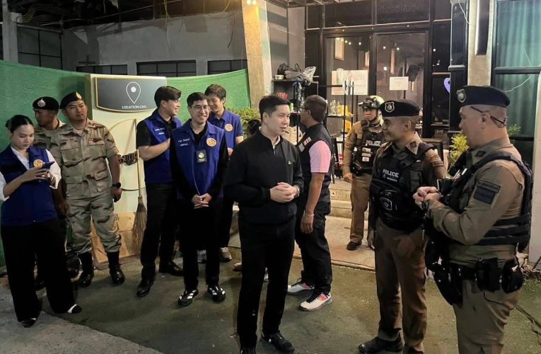 ปกครอง-ตร. #เชียงใหม่ ลุยจับร้านเหล้าย่านนิมมานฯ ปล่อยเด็กอายุไม่ถึง 20 นั่งดื่มกินเพียบ‼️รวบเจ้าของร้านดำเนินคดีหนัก