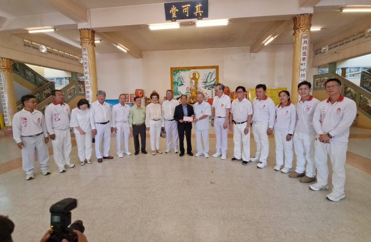 นครนายก : พุทธสมาคมสว่างอริยธรรมสถานนครนายกร่วมกับมูลนิธิส่งเสริมสามัคคีบ้านนาและมูลนิธิสว่างศรัทธาธรรมสถานฉะเชิงเทราร่วมกันจัดงานมหากุศลเก็บศพไร้ญาติล้างป่าช้า ครั้งที่ 3