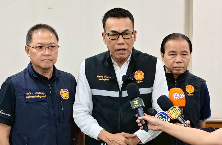 สุพรรณบุรี คณะสมาชิกวุฒิสภาลงพื้นที่รับฟังปัญหานำข้อมูลเสนอรัฐบาลแก้ไข