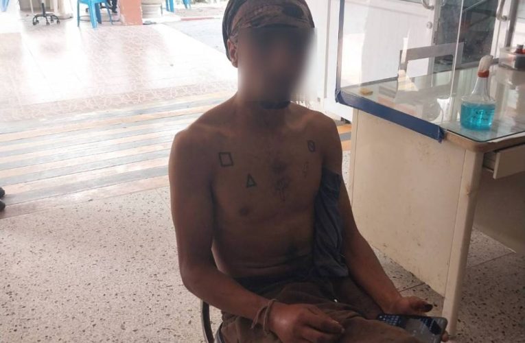 รวบหนุ่มฝรั่งผู้ดีถือสากกระเบือบุกบ้านทุบหัวฝรั่งมะกันหวังชิงทรัพย์เหยื่อสู้ต้องหนีก่อนโดนจับในสวนยาง