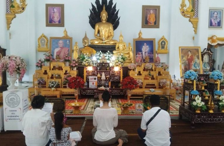 ปทุมธานี ศรัทธาให้โชค! สองสาวรีบแก้บนไอ้ไข่วัดบึงบา แม่ตะเคียนหลังสมหวังได้เงินครึ่งล้าน