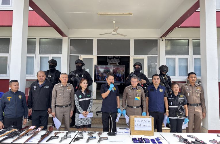 ยุทธการอินทรี 154 แจ้งจับจบพิทักษ์กระบี่เข้มข้นต่อเนื่องชาวบ้านมั่นใจแจ้งเจ้าหน้าที่ลุยกวาดล้างเครือข่ายยาเสพติดได้ 224 คนกว่า 8 หมื่นเม็ดของกลางมูลค่า 5.3 ล้านบาทและบริษัทเถื่อน