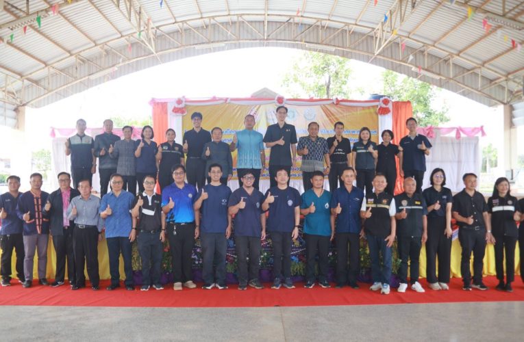 สกลนคร ฉีดวัคซีน ทำหมัน สุนัข แมว รณรงค์ป้องกันโรคพิษสุนัขบ้าจังหวัด