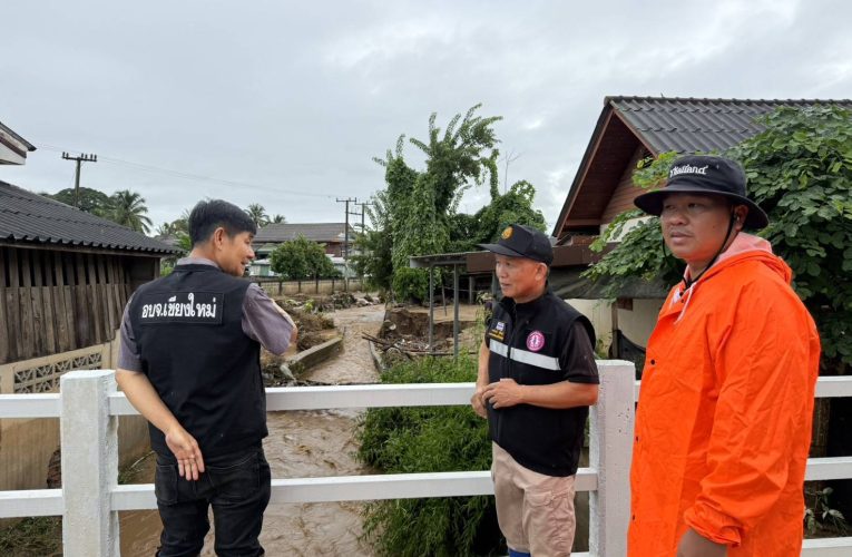 แม่อายสะอื้นฝนตกน้ำท่วมหนัก