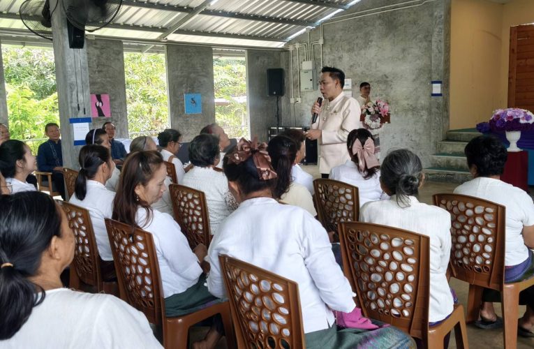 น่าน “สส.ประสิทธิ์” รองประธาน กมธ.ศาสนา ศิลปะและวัฒนธรรม นำคณะเปิดเวทีสืบสาน “ผ้าทอล้านนา” ที่น่าน สร้างคุณค่าสู่อนาคต ต่อยอดเศรษฐกิจชุมชน