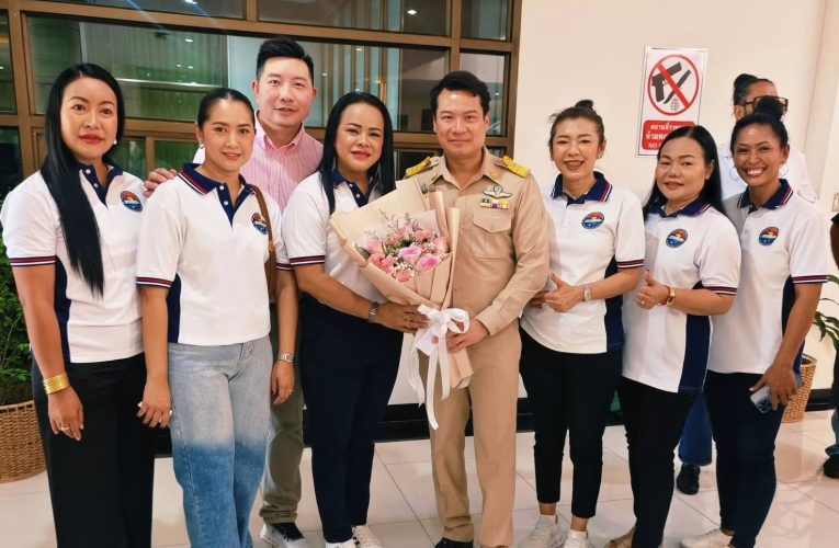 ‘นายกลิซ่า‘ ควง ’ปธ.น้อย‘ ร่วมยินดีคณะผู้บริหารเมืองพัทยาชุดอัพเดท พร้อมขับเคลื่อนการเติบโต