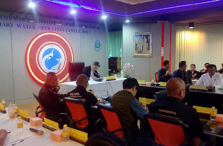 จัวหวัดเชียงใหม่ประชุมเตรียมความพร้อมป้องกันอุทกภัยและน้ำตาไหลหลากท่วมบ้านเรือนราษฎรในช่วงฤดูฝนเชียงใหม่ -ณ ห้องประชุมศูนย์ปฏิบัติการน้ำอัจฉริยะ สำนักงานชลประทานที่ 1 (SWOC1) จังหวัดเชียงใหม่