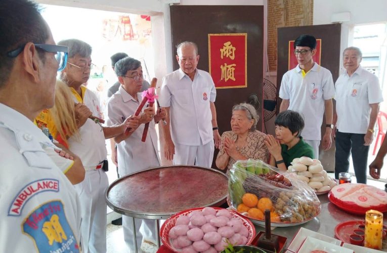 มูลนิธิสว่างบริบูรณ์ธรรมสถานเมืองพัทยาจัดพิธีซิโกว งานทิ้งกระจาด ประจำปี 2569 อุทิศส่วนกุศลให้ดวงวิญญาณไร้ญาติและบรรพบุรุษ พร้อมการแจกทานแก่ผู้ยากไร้
