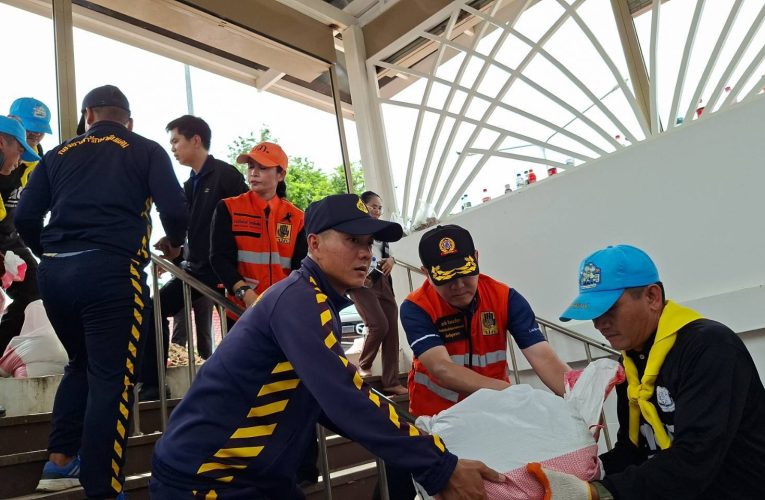 มุกดาหาร ผวจ ลงพื้นที่ติดตามสถานการณ์น้ำโขง เตรียมพร้อมรับมือพื้นที่เสี่ยง