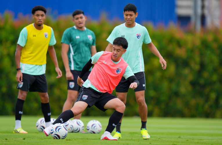 ทีมชาติไทยเร่งฟื้นฟูร่างกายเตรียมพร้อมลุยรอบชิงฯ อาเซียน คัพ, “วันชัย-พิชิตชัย” หวังแฟนบอลช่วยสร้างความได้เปรียบเกมแรก