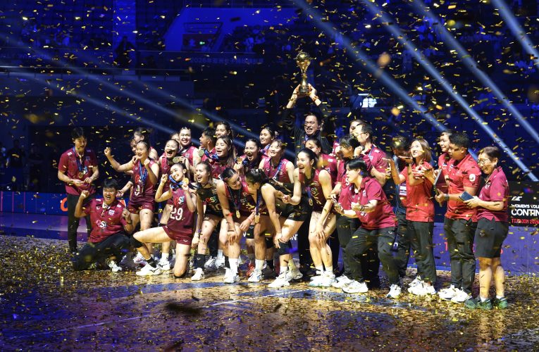 ทีมนักตบสาวไทย ทำสำเร็จ!! รวมพลังสู้สุดหัวใจ ตบเอาชนะ ทีมชาติจีน 3-2 เซต คว้าแขมป์วอลเลย์บอลหญิง ชิงแชมป์เอเชีย สมัยที่ 4 พร้อมคว้าตั๋วโอลิมปิกเกมส์ 2028 ที่สหรัฐอเมริกา ได้เป็นครั้งแรก