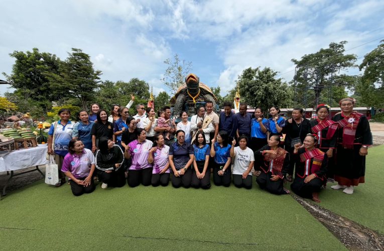 สกลนคร พญาเต่างอยให้โชคใหญ่ผู้โชคดีถูกรางวัลที่ 1 เดินทางแก้บน หลังรับเต็มๆ 6 ล้านบาท