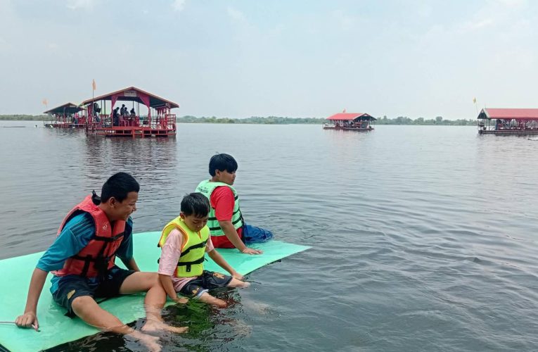 สกลนคร 4-8 ก.ย.บ้านท่าวัด จัดท่องเที่ยวเพื่อสุขภาพ ล่องแพหนองหาร ชมธรรมชาติ