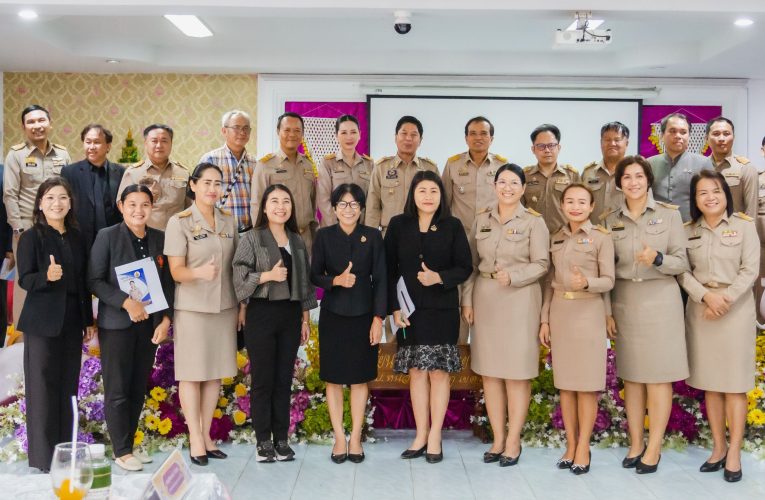 เสฏฐชัย รองพ่อเมืองลุ่มภู นำคณะกรรมการลงพื้นที่ประเมินสุดยอดครูเชิงประจักษ์คัดเลือกสุดยอดครูส้มหวาน สู่ครูผู้สมควรได้รับพระราชทานรางวัลสมเด็จเจ้าฟ้ามหาจักรี ปี 2570