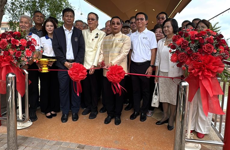 เปิดสะพานข้ามแม่น้ำระยอง2แห่งสะพานข้ามมาศาลเจ้าแม่ทับทิมกับสะพานไทยข้ามมาบ้านเจ้าเมืองเก่าถนนยมจินดา ในชุมชนอนุรักษ์เมืองเก่าจังหวัดระยอง เป็นพื้นที่มีคุณค่าทางประวัติศาสตร์และวัฒนธรรมมีความผูกพันกับแม่น้ำระยองอย่างยาวนานมากกว่า147ปี