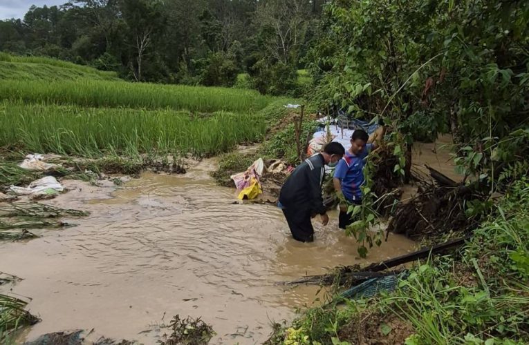 สถานการณ์ฝนตกหนักเชียงใหม่ มีผู้เสียขีวิตแล้ว 1 น้ำไหลหลาก หนีไม่ทันขาติดโคลน ดับ