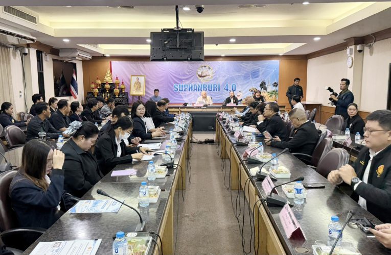 สุพรรณบุรี คณะ กมธ.แรงงาน วุฒิสภาและคณะ อนุ กมธ. สวัสดิการและคุ้มครองแรงงานศึกษาดูงาน