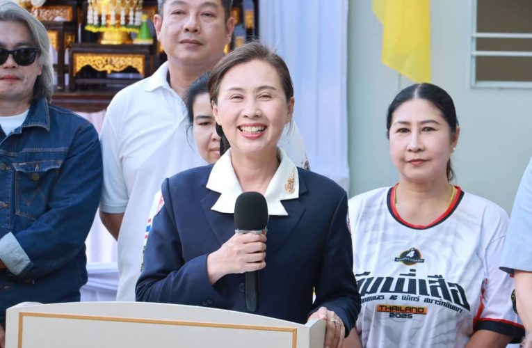 สกลนคร ส่งมอบ “บ้านตุ้มโฮม ปันสุข” 2 หลัง ช่วยกลุ่มเปราะบาง อ.อากาศอำนวย