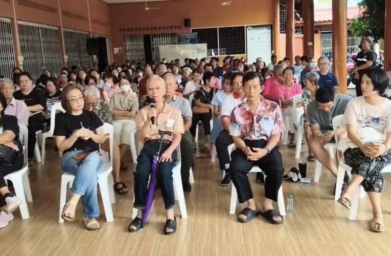 แพร่เปิดเวทีประชาคมงบ 247 ล้าน สร้างท่อระบายน้ำป้องกันน้ำท่วมเมือง ชาวบ้านยกมือหนุนทุกชุมชน หลังมีกลุ่มร้องขอประชาคม