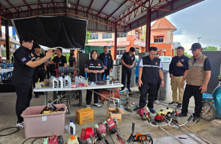 นครนายก – อาชีวะจิตอาสาผนึกกำลัง “Fix It จิตอาสา” ระดมทีมช่างช่วยผู้ประสบภัยน้ำท่วม ซ่อมรถ–เครื่องใช้ไฟฟ้าฟรี บรรเทาความเดือดร้อนประชาชน